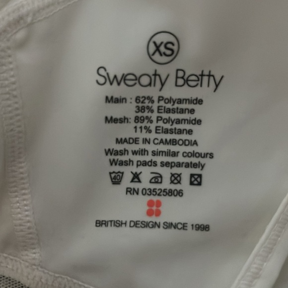 White Sweaty Betty bra, XS - Picture 3 of 3
